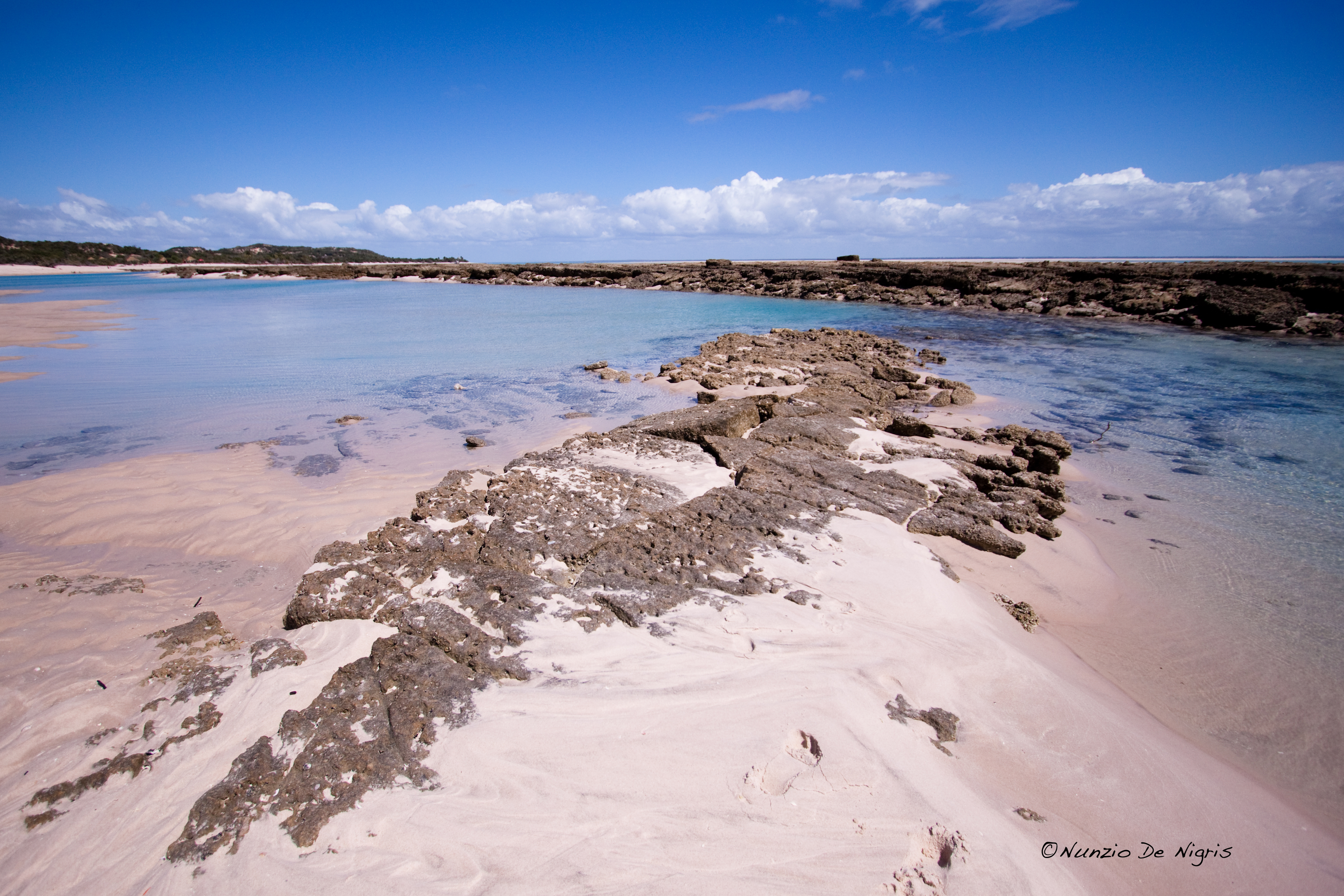 praia dos ladrones